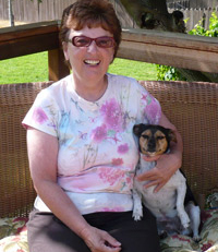 Linda Avsharian, Treasurer